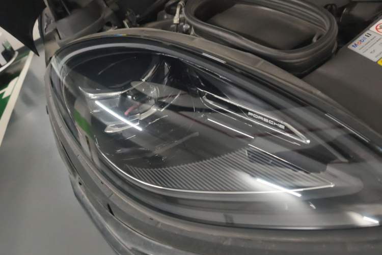 Used Porsche Macan 2023 Macan 2.0T Right Front Headlight