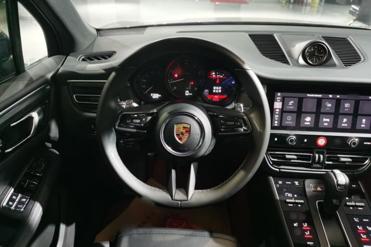 Used Porsche Macan 2023 Macan 2.0T Steering Wheel