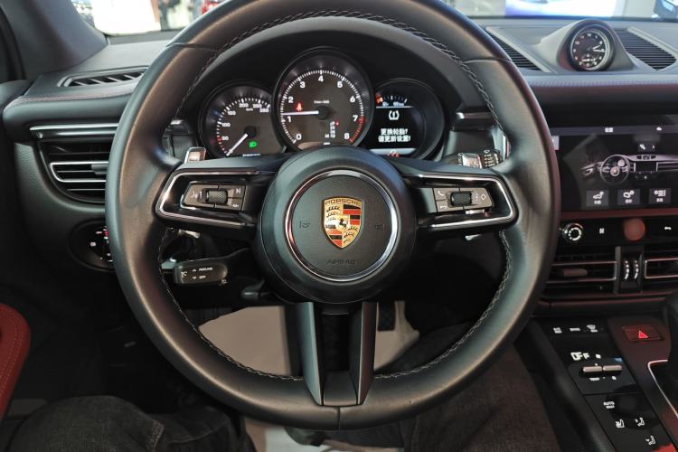 Used Porsche Macan 2023 Macan 2.0T Steering Wheel