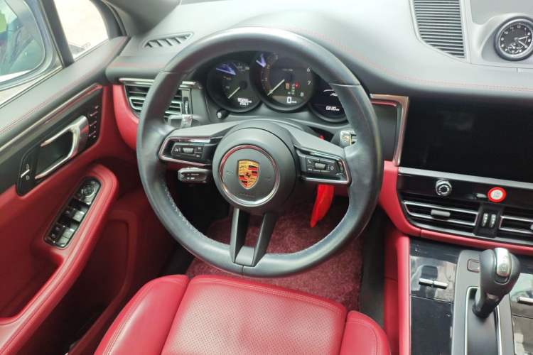 Used Porsche Macan 2023 Macan 2.0T Steering Wheel