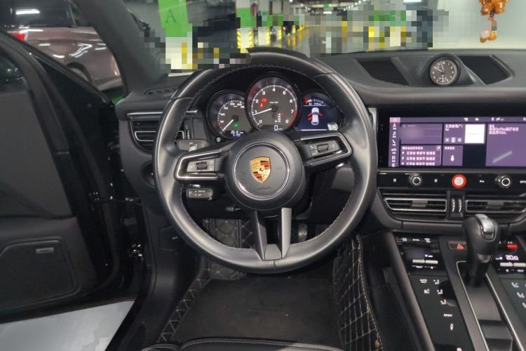 Used Porsche Macan 2023 Macan 2.0T Steering Wheel