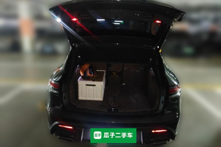 Used Porsche Macan 2023 Macan 2.0T Trunk