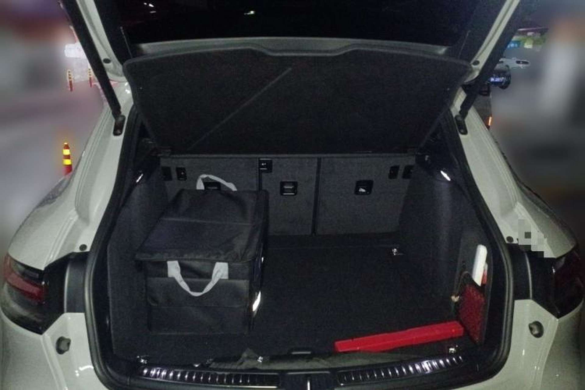 Used Porsche Macan 2023 Macan 2.0T Trunk