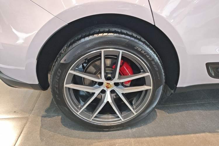 Used Porsche Macan 2023 Macan S 2.9T Exterior 5