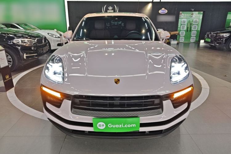 Used Porsche Macan 2023 Macan S 2.9T Front