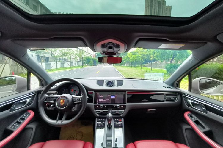 Used Porsche Macan 2023 Macan S 2.9T Interior 2