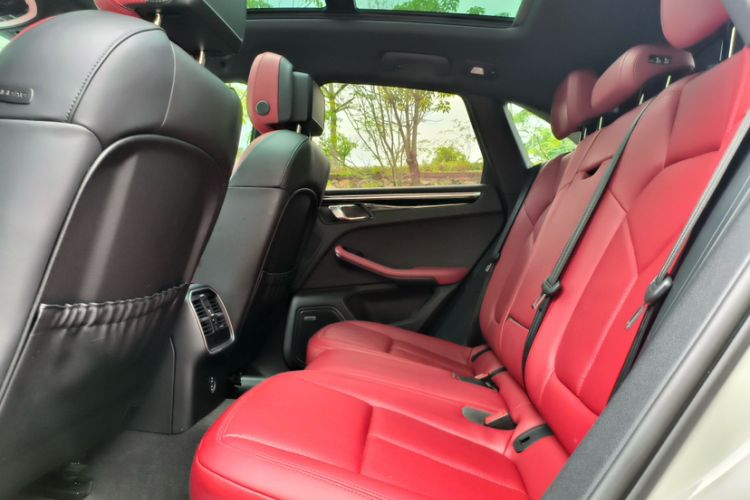 Used Porsche Macan 2023 Macan S 2.9T Interior 3