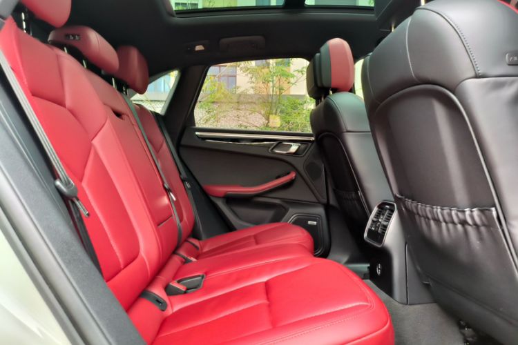 Used Porsche Macan 2023 Macan S 2.9T Interior 5