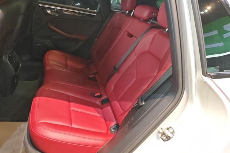 Used Porsche Macan 2023 Macan S 2.9T Left Rear Seat