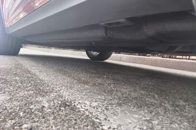 Used Porsche Macan 2023 Macan S 2.9T Chassis Rear Left