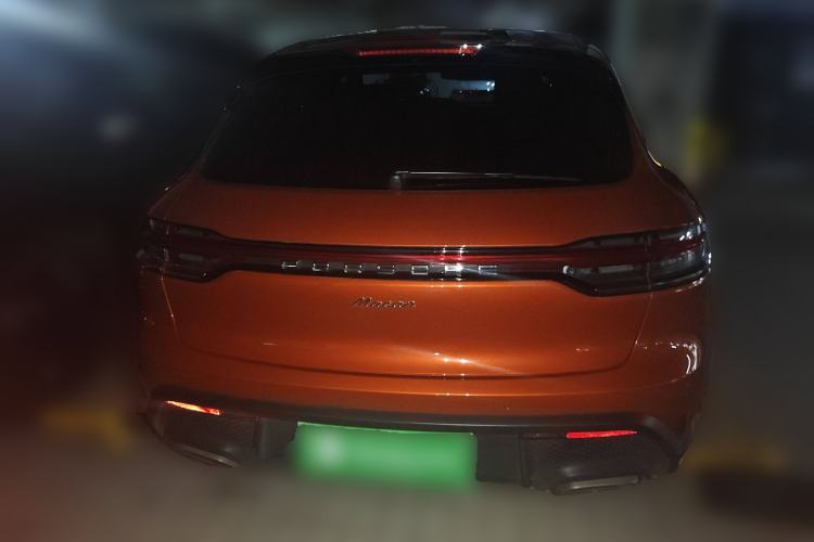 Used Porsche Macan 2023 Macan 2.0T Exterior 4