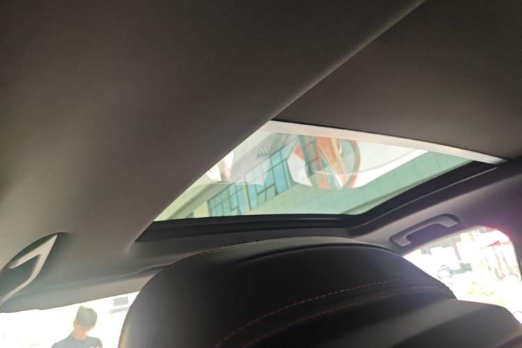 Used Porsche Macan 2023 Macan 2.0T Headliner