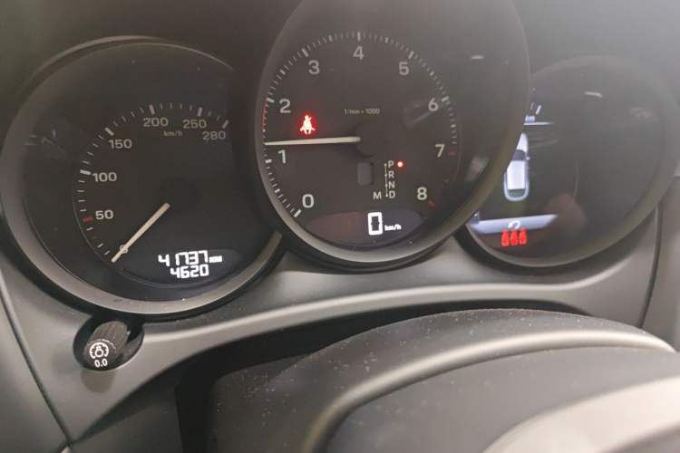 Used Porsche Macan 2023 Macan 2.0T Instrument Cluster