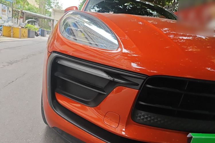 Used Porsche Macan 2023 Macan 2.0T Right Front Headlight
