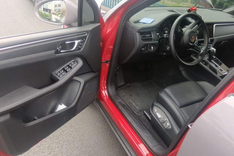 Used Porsche Macan 2023 Macan 2.0T Driver Seat