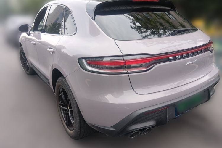 Used Porsche Macan 2023 Macan 2.0T Rear Left 45 Deg