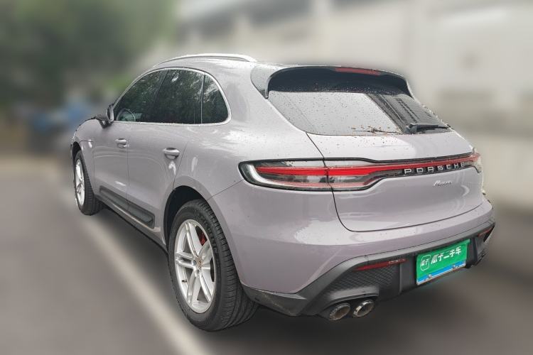Used Porsche Macan 2023 Macan 2.0T Rear Left 45 Deg