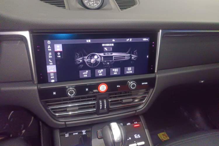 Used Porsche Macan 2023 Macan 2.0T Audio And AC Panel