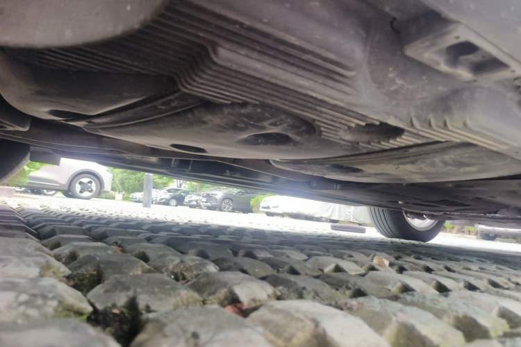 Used Porsche Macan 2023 Macan 2.0T Chassis Rear Right