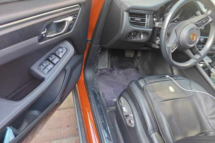 Used Porsche Macan 2023 Macan 2.0T Driver Seat
