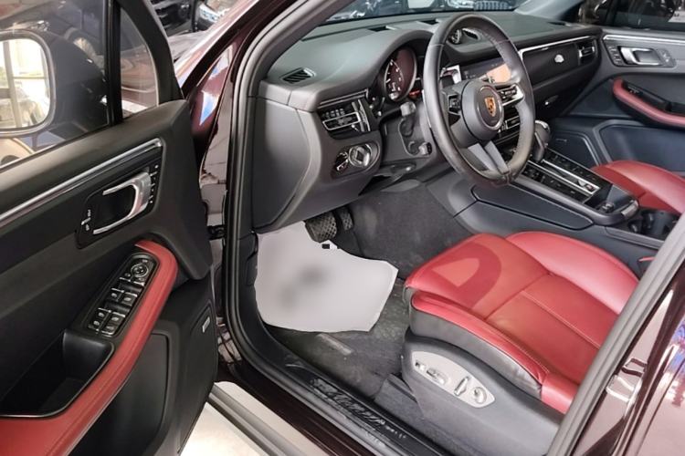 Used Porsche Macan 2023 Macan 2.0T Driver Seat