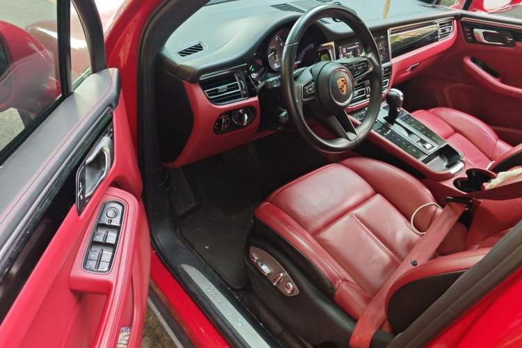 Used Porsche Macan 2023 Macan S 2.9T Driver Seat