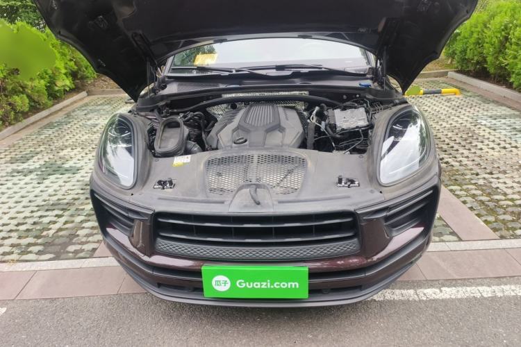 Used Porsche Macan 2023 Macan 2.0T Engine Bay