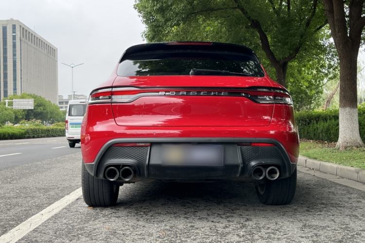 Used Porsche Macan 2023 Macan 2.0T Exterior 3