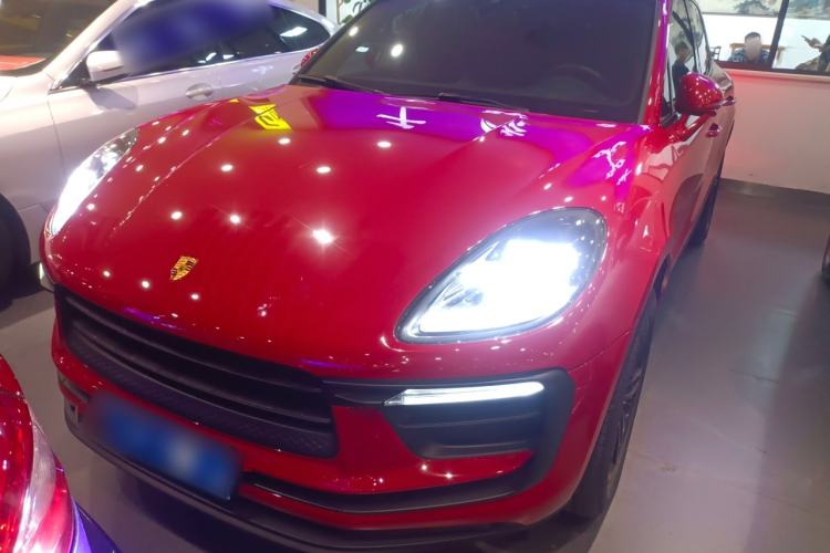Used Porsche Macan 2023 Macan 2.0T Front