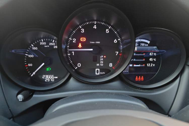 Used Porsche Macan 2023 Macan 2.0T Instrument Cluster