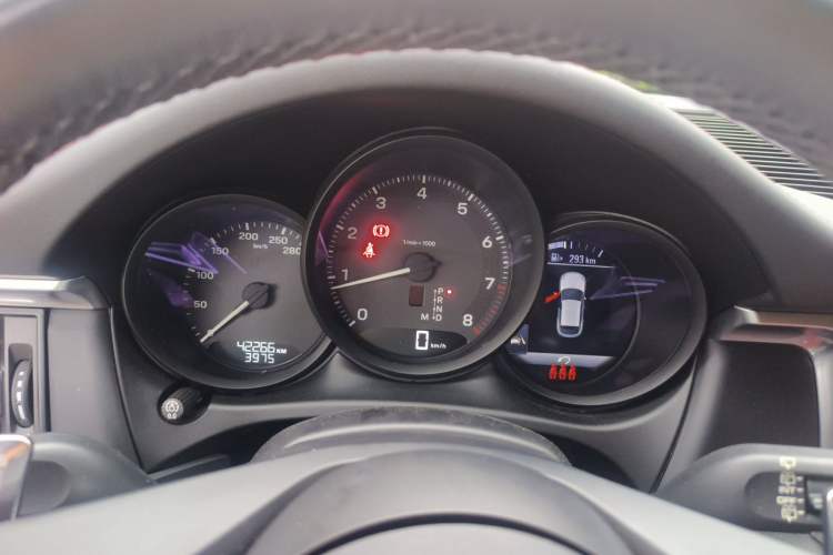 Used Porsche Macan 2023 Macan 2.0T Instrument Cluster