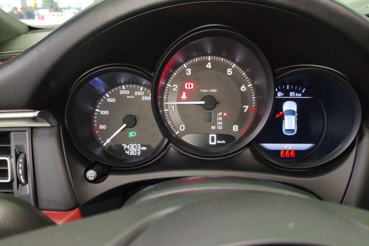Used Porsche Macan 2023 Macan 2.0T Instrument Cluster