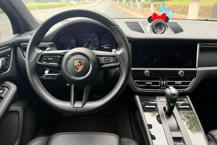 Used Porsche Macan 2023 Macan 2.0T Interior 6