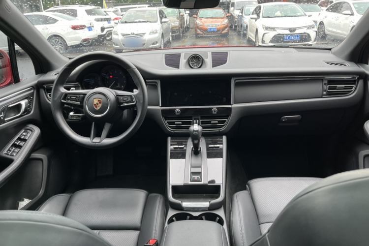 Used Porsche Macan 2023 Macan 2.0T Interior 7