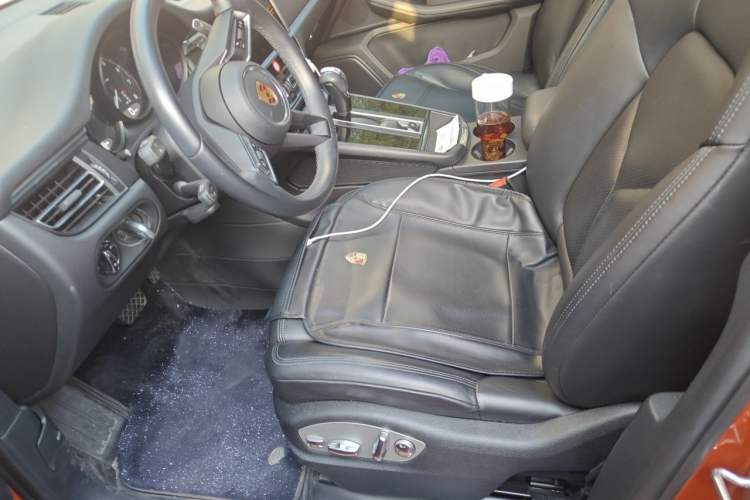 Used Porsche Macan 2023 Macan 2.0T Left Front Seat