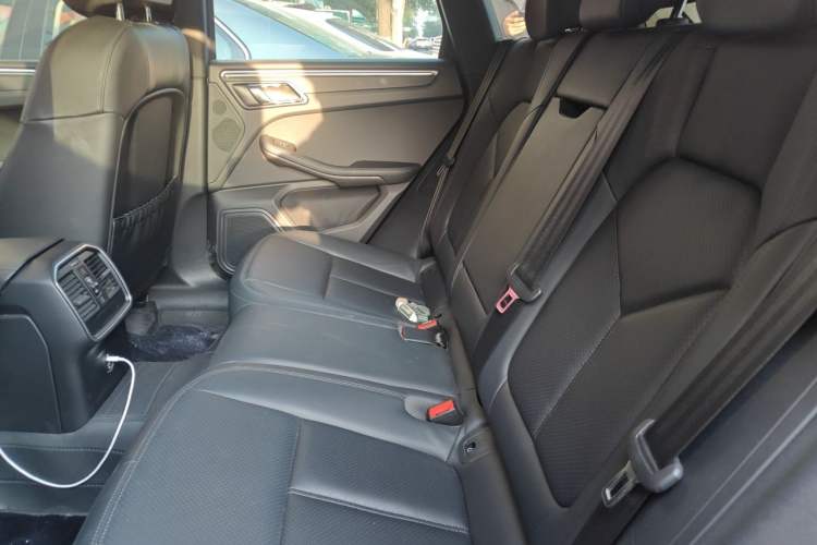 Used Porsche Macan 2023 Macan 2.0T Left Rear Seat