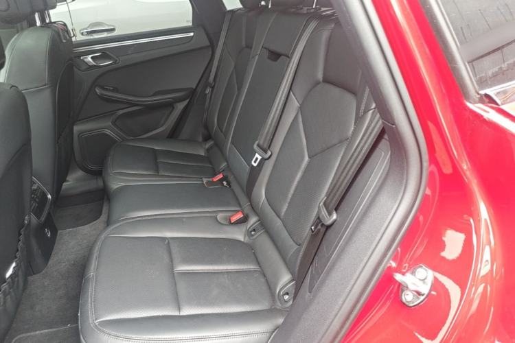 Used Porsche Macan 2023 Macan 2.0T Left Rear Seat