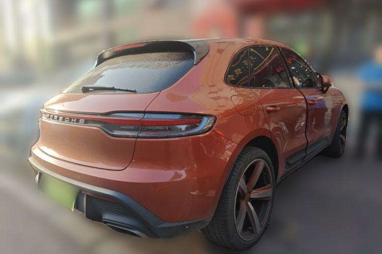 Used Porsche Macan 2023 Macan 2.0T Rear Right 45 Deg
