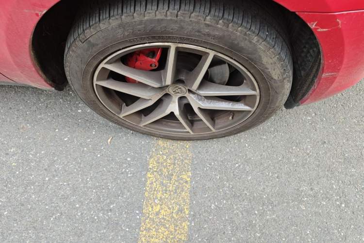 Used Porsche Macan 2023 Macan S 2.9T Right Front Wheel Hub