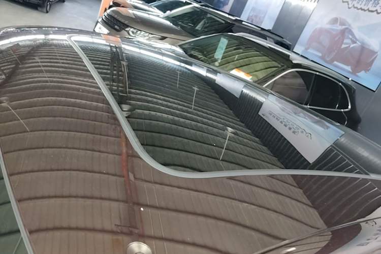 Used Porsche Macan 2023 Macan 2.0T Roof