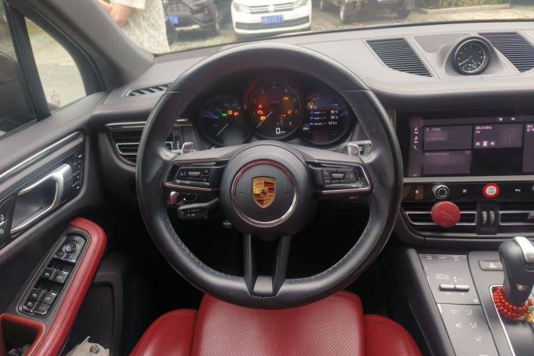 Used Porsche Macan 2023 Macan 2.0T Steering Wheel