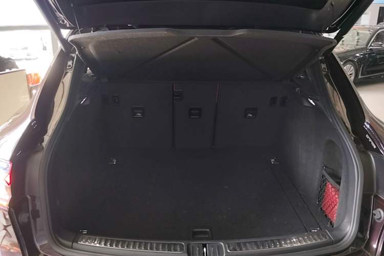 Used Porsche Macan 2023 Macan 2.0T Trunk