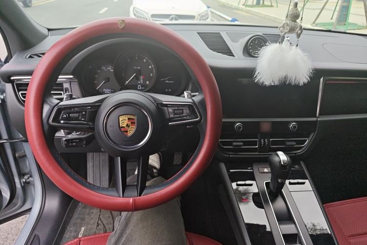 Used Porsche Macan 2023 Macan 2.0T Center Console