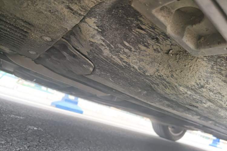 Used Porsche Macan 2023 Macan 2.0T Chassis Front Left