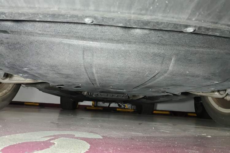 Used Porsche Macan 2023 Macan 2.0T Chassis Front