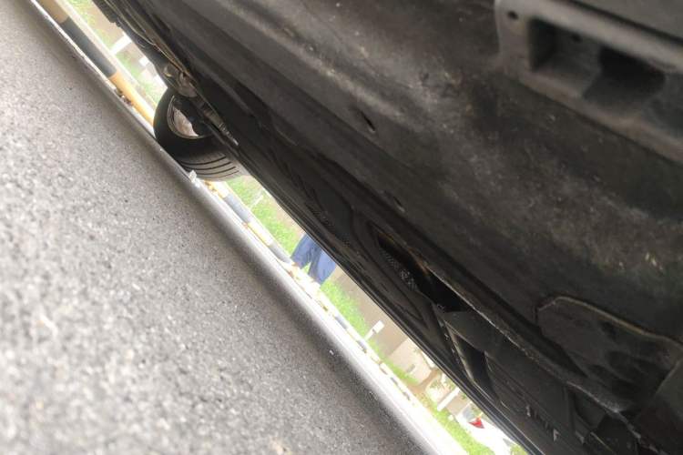 Used Porsche Macan 2023 Macan 2.0T Chassis Front Right