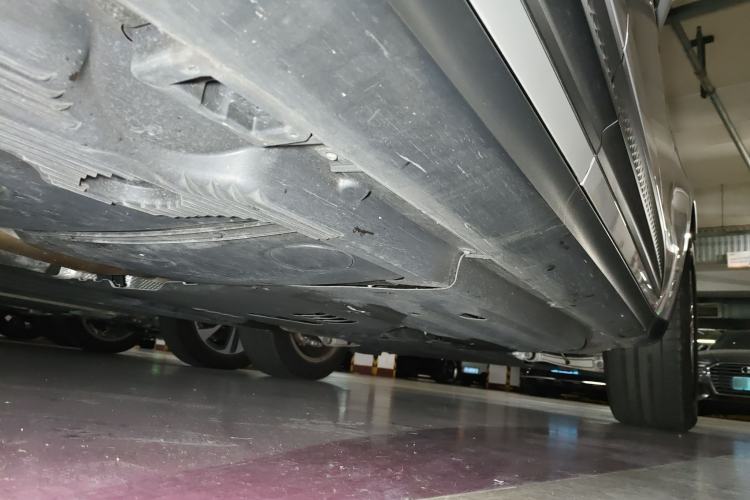 Used Porsche Macan 2023 Macan 2.0T Chassis Rear Right