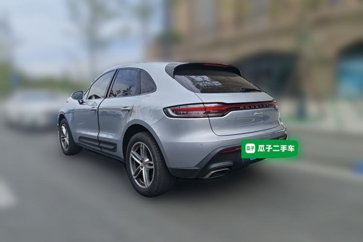 Used Porsche Macan 2023 Macan 2.0T Rear Left 45 Deg