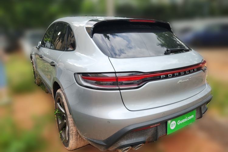 Used Porsche Macan 2023 Macan 2.0T Rear Left 45 Deg
