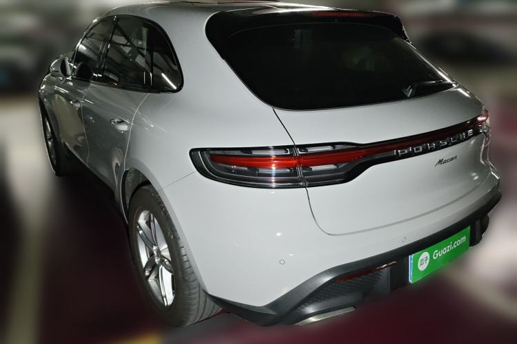 Used Porsche Macan 2023 Macan 2.0T Rear Left 45 Deg